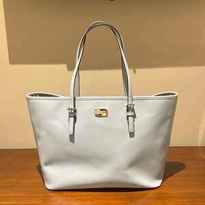 Michael Kors Jet Set Tote in Pale Blue